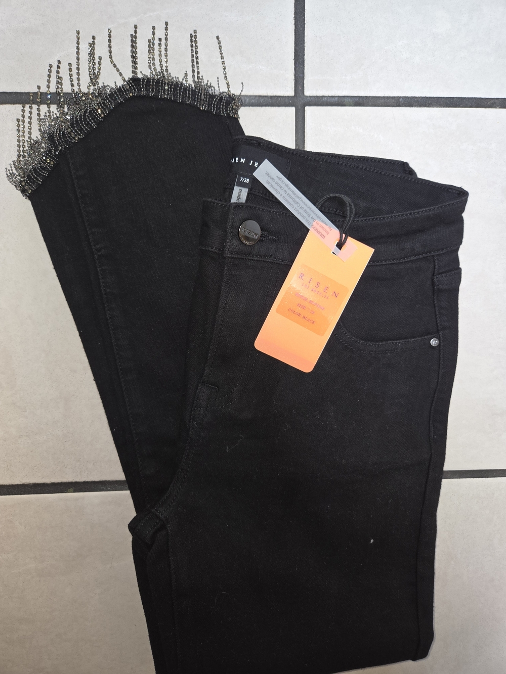 Risen embellished Mid Rise Crop Straight Black Jean